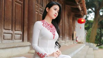 巨乳照片图片大全的长尾关键词是什么